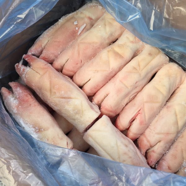 COSTA-BRAVA-Pork-Feet-003-600x600